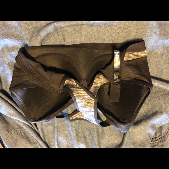 Victory Secret sports bra - Picture 2 of 3